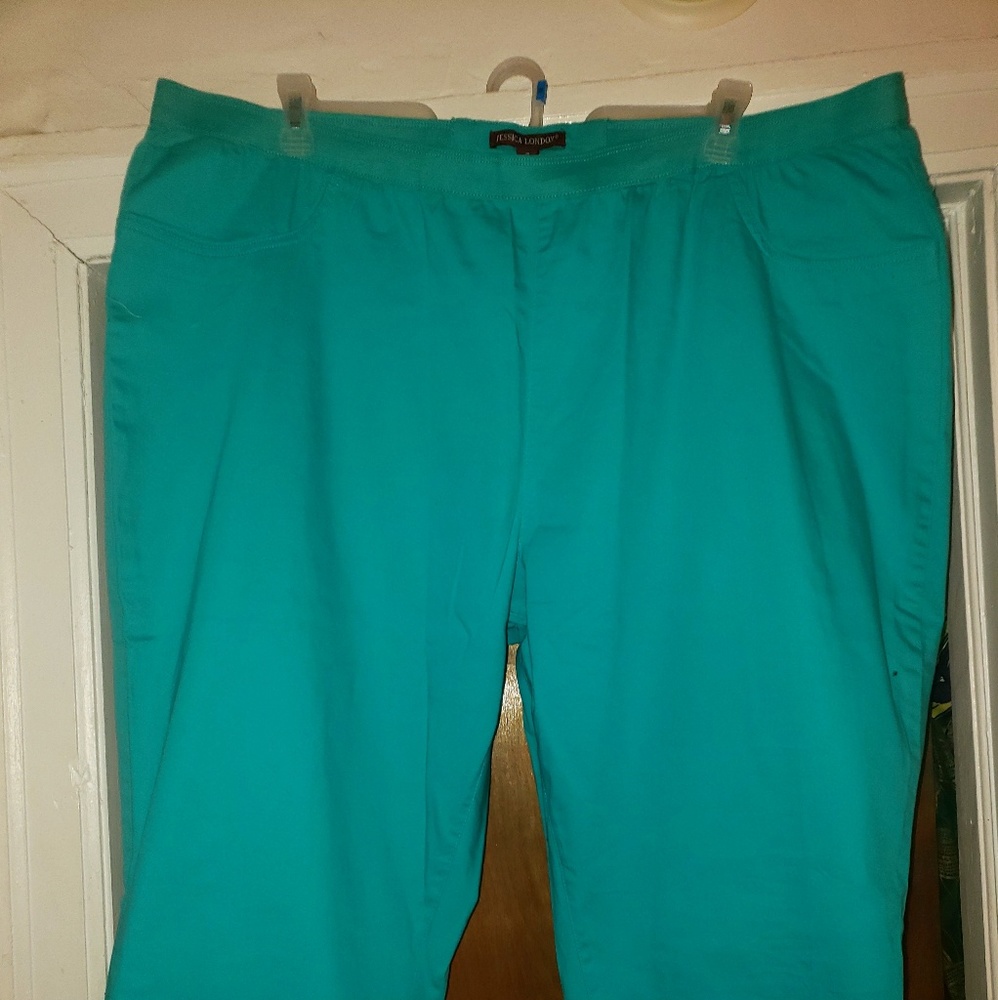 Brand New Jessica London Capri pants